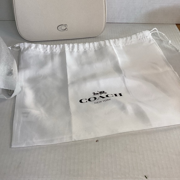 NWT Coach White Leather Hobo Crossbody Shoulder bag - Picture 13 of 13
